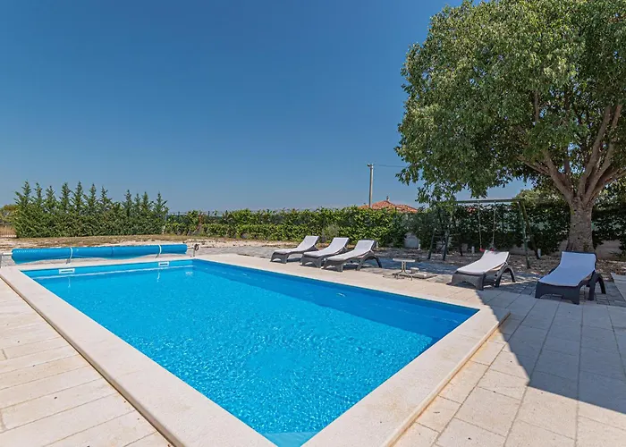 Two-bedroom In Holiday home Pakovo Selo